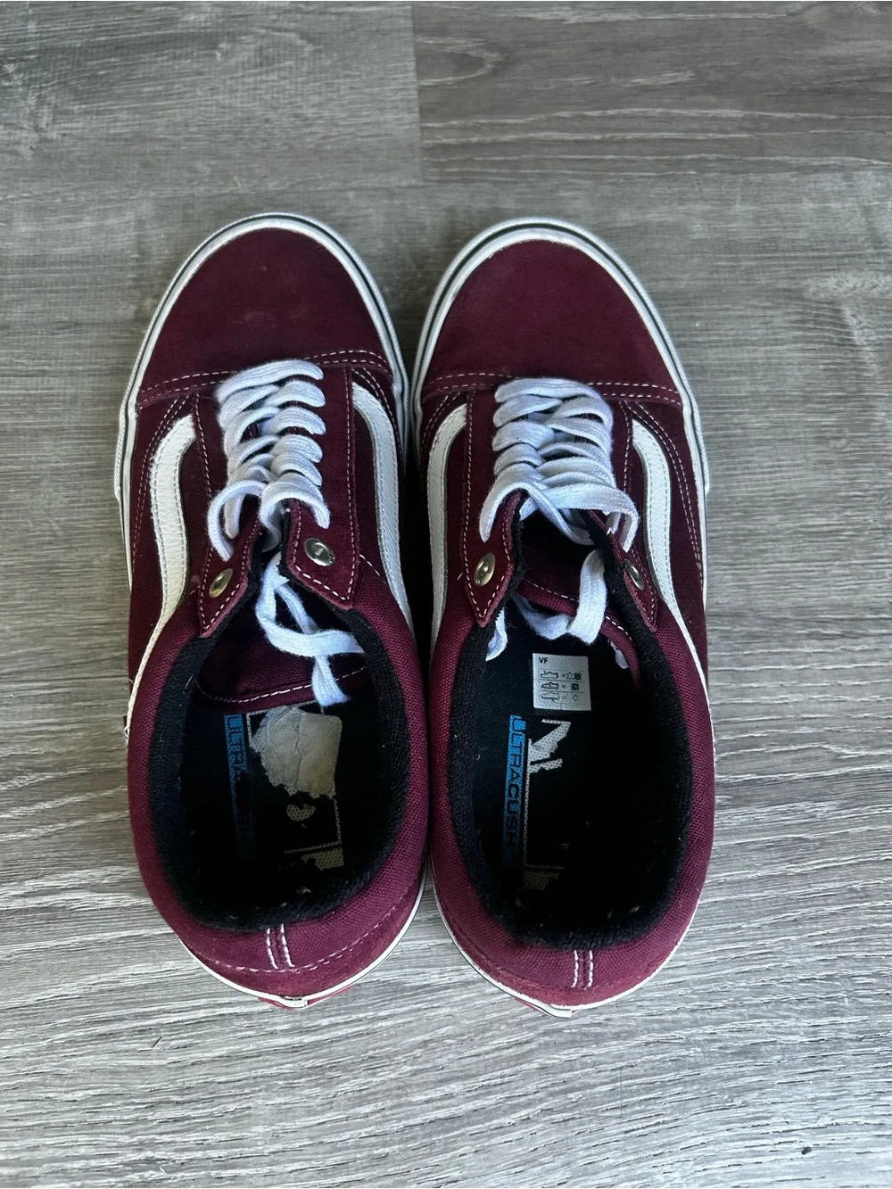 Vans Old Skool Sneakers in Burgundy and White